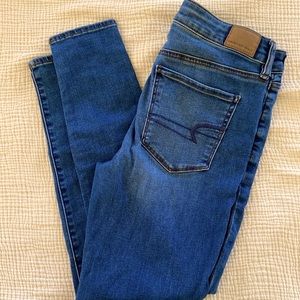 American Eagle “Ne(x)t Level Stretch” Jeans- medium wash